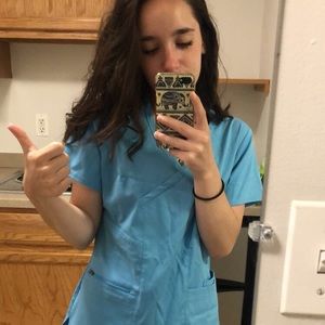 Meet your Posher, Liz